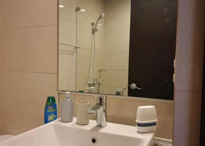 Mysuites2go24k Parksuites T2 Hostel Manila